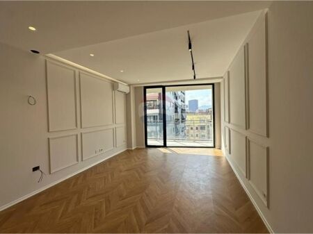 Office for rent at Golden Tower