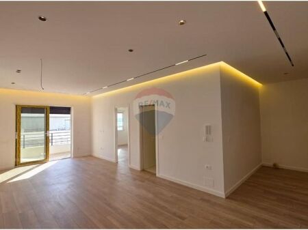 🌊 Apartment 2+1+2 for Sale – Lungomare, Vlora