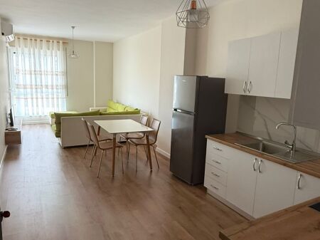 ♦️Jepet Apartament me qera 1+1 Rruga 5 Maj