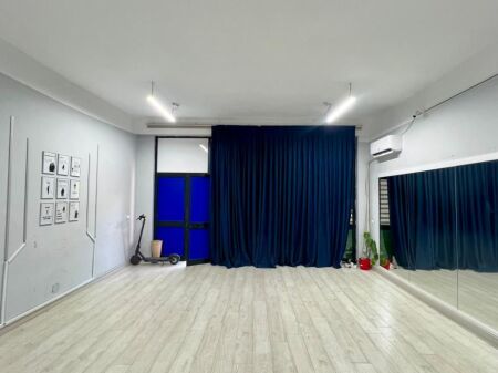 SHITET Njesi Biznesi :📍21 Dhjetori (Mulliri i Vjeter) - 79,000€ - S.58m² - Kt.0 - Pallat i Ri || Oferte Reale Investimi‼️