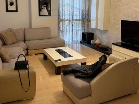 Affitto, Appartamento 2+1+2, 21 Dhjetori, Tirana