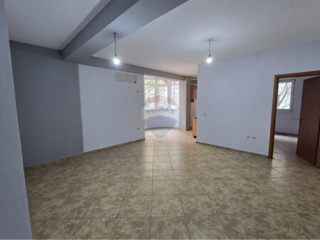 Apartament 2+1+2 per shitje Eleonora