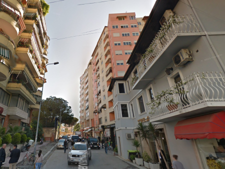 Zyre me qera Rruga Elbasanit Tirane