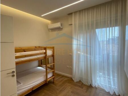 Qera , Apartament 2+1+Post Parkimi , Pazari i Ri ,