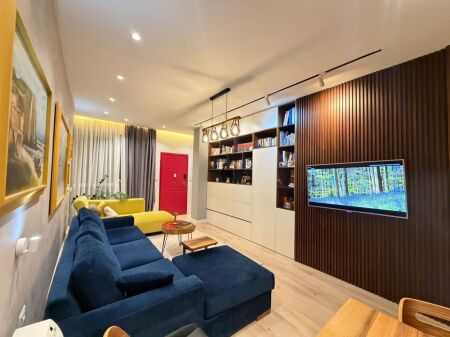 SHITET APARTAMENT 2+1+2+VERANDE KODRA E DIELLIT 355.000 EURO FH-58224