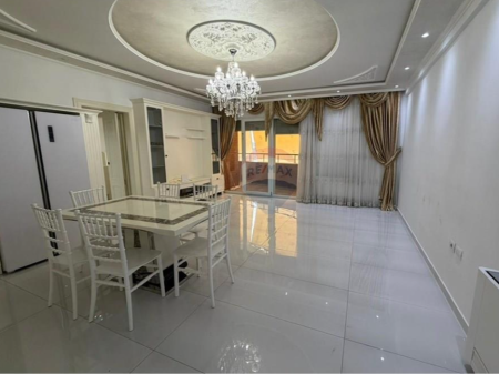 Appartamento in vendita 2+1+2 a Xhamllik