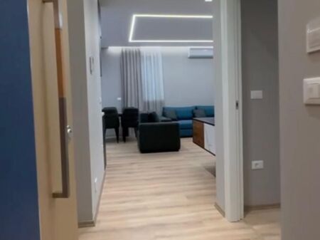 Jepet Apartament me qera