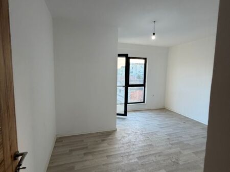 For rent Apartment 2+1+2 EMPTY, 5 Maj Street at the end near the new buildings close to Ardian Klosi school 450 Thousand lek