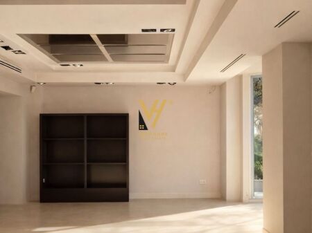 JEPET AMBIENT BIZNESI 200 M2 ME QERA TE MYSLYM SHYRI 5.000 EURO