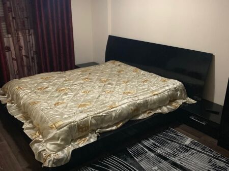 2+1 me Qera prane Rethit ,Astir