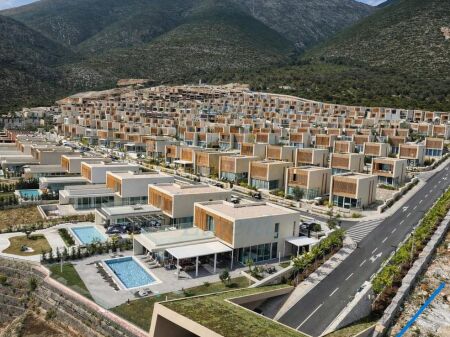 Shitet, Vilë 2-Katëshe, Green Coast, Palasë.