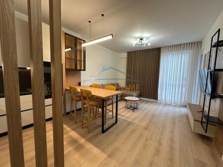 Qera, Apartament 1+1,Komuna Parisit, Tirane.