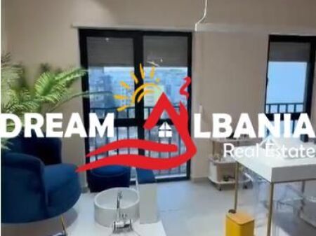 Shitet apartament 3+1+2 ne Rrugen e Dibres prane Vila Gold (ID 4131492)