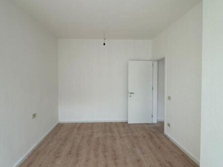 Jepet me qera ambient 1+1