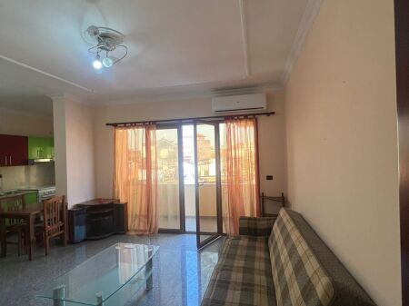 APARTAMENT ME QERA 1+1 ALI DEMI 45.000 LEKE