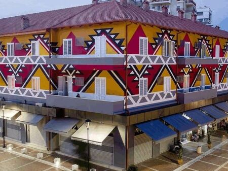 Jepet me qira zyre 1+1 tek Pazari i Ri.