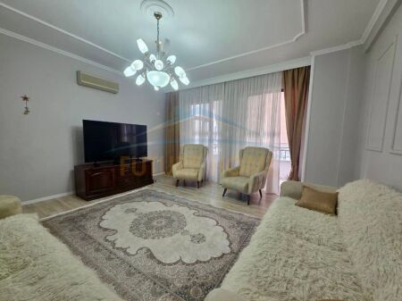 Affitto, Appartamento 2+1+2, Ex Mercato Elettrico, Tirana.