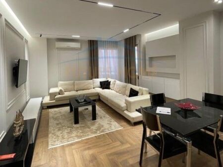 Affitto, Appartamento 2+1+Posto Auto, Nuovo Mercato