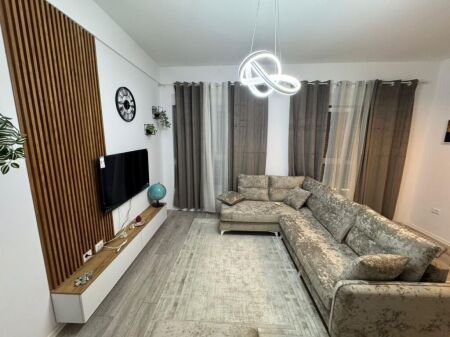 apartament 1+1 me qira tek residenca Kadiu.