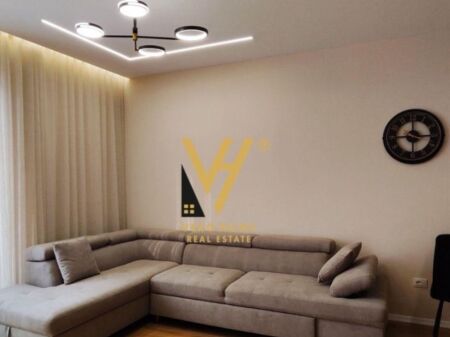 JEPET APARTAMENT 1+1+BLK ME QIRA TE BULEVARDI I RI 65.000 LEKE