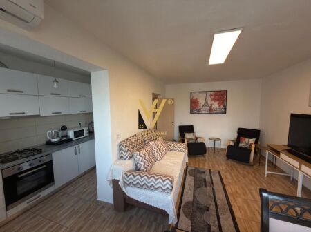 JEPET APARTAMENT 1+1 ME QERA TE MYSLYM SHYRI 45.000 LEKE