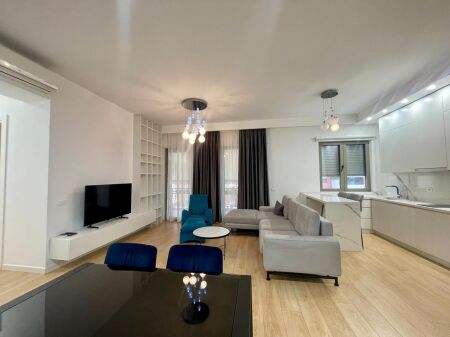 Apartament 2+1 per qira tek Kompleksi Delijorgji!