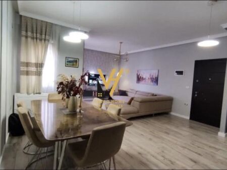 APPARTAMENTO 2+1+2BLK IN AFFITTO VICINO AL GIARDINO BOTANICO 60.000 LEKE