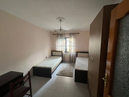 Qera, Apartament 2+1, Pazari i Ri, Tiranë.