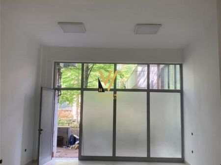 SHITET DYQAN 38 M2 TE RR.ISLAM ALLA 145.000 EURO