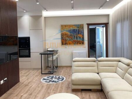 Rent, Apartment 2+1+2+Parking Space, Bardhyl Street, Tirana.