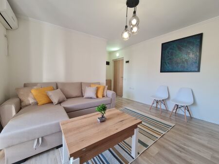 Vendiamo appartamento 1+1 nella zona di Ali Demi.