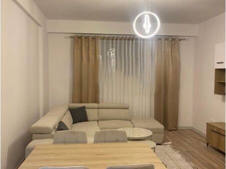 JEPET ME QIRA APARTAMENT 1+1 TE URBAN GATE – ASTIR ! 450 € /Muaj