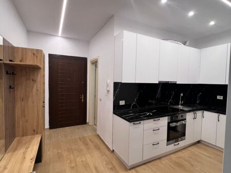 JEPET ME QERA APARTAMENT 2+1 PRANE SHKOLLES EFTALI KOCI, DURRES