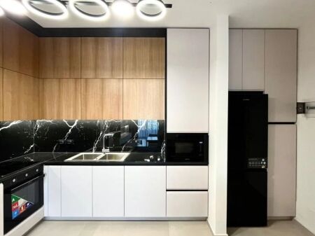 Qera | Apartament 1 + 1 | Rruga Myslym Shyri | 800 €/muaj