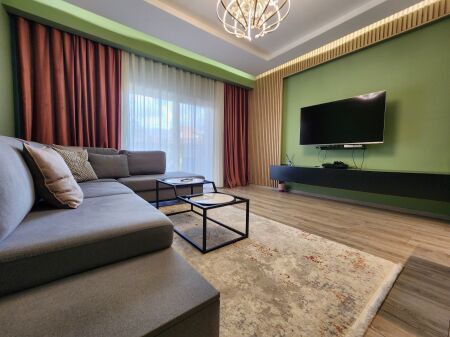 Jepet Me Qera: Apartament 3+1+2wc+2 ballkone || 📌Selvi, Hotel Black Diamond || Hera e parë me qira || 1000€/ Muaj