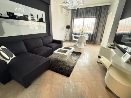 Apartament Me Qera 2+1 Ne Bllok (ID B2201684) Tirane