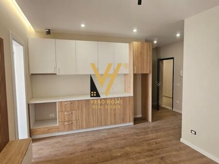 VENDESI APPARTAMENTO 1+1+BLK A GOLEM 103.700 EURO