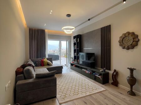 🏠 𝐈𝐍 𝐕𝐄𝐍𝐃𝐈𝐓𝐀 – 𝐀𝐩𝐚𝐫𝐭𝐚𝐦𝐞𝐧𝐭𝐨 3+1+3 | 𝐑𝐞𝐬𝐢𝐝𝐞𝐧𝐳𝐚 𝐊𝐨𝐝𝐫𝐚 𝐞 𝐃𝐢𝐞𝐥𝐥𝐢𝐭 2