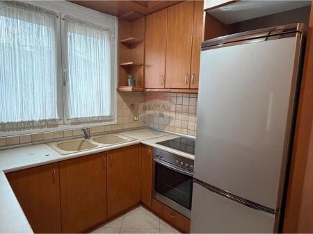 Apartament - Për Qira - Inxhinieria e Ndërtimit, Tiranë