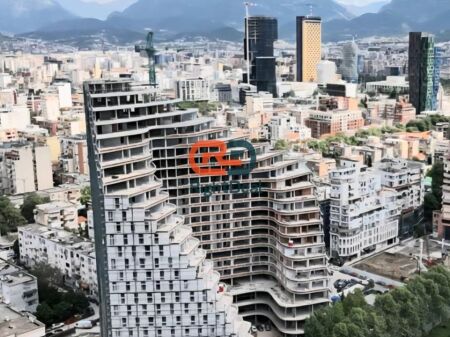 Occasion Price !! At "Ekspozita Building" Apartment 2+1+Veranda for Sale, With Spectacular View !