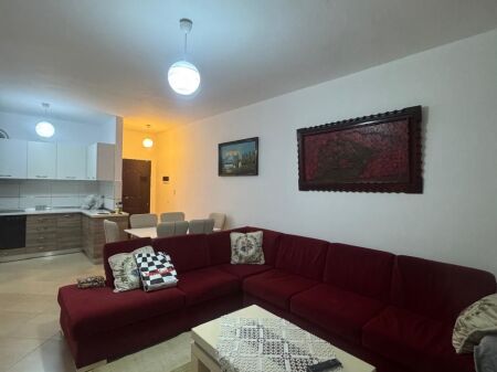 Apartament me qera 2+1 📍Yzberisht, perball Grand Gallery