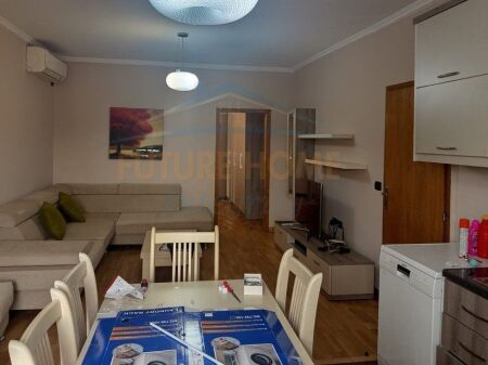 Qera, Apartament 1+1, Rruga Hoxha Tahsim, Tiranë