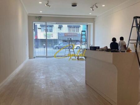 DYQAN ME QIRA 45 M2 ISH STACIONI TRENIT 90.000 LEKE