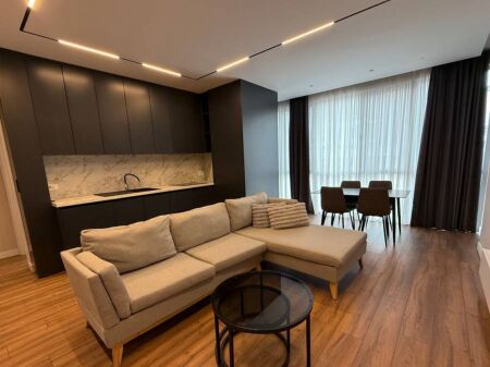 Jepet me qera apartament 3+1+2