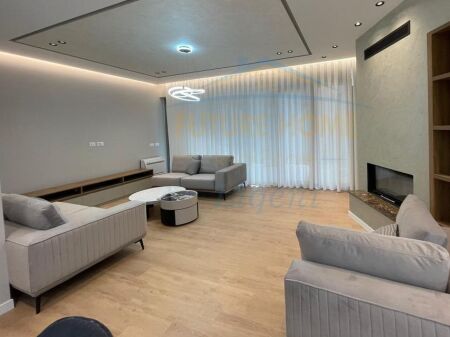 VILLA IN AFFITTO A GREEN VALLEY, LAGO ASCIUTTO