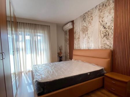 Jepet Me Qera Apartament 2+1+2 Ballkone
