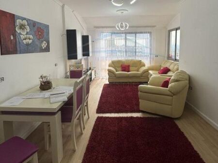 In vendita, Appartamento 2+1, Via Thesarit, Fresk