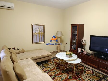 CASA PRIVATA IN AFFITTO 220M2 "RRUGA ARKITETKT SINANI" 2200 EURO (TRATTABILE)
