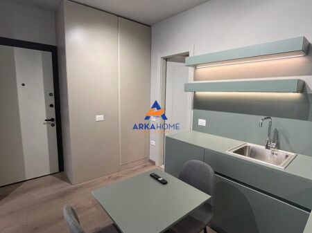 VENDESI 3 STUDI PREMIUM "AL COMPLESSO USLUGA" 289.000 EURO