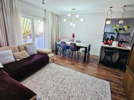 🏠📍Apartament 3+1+2 Rruga e Kavajes